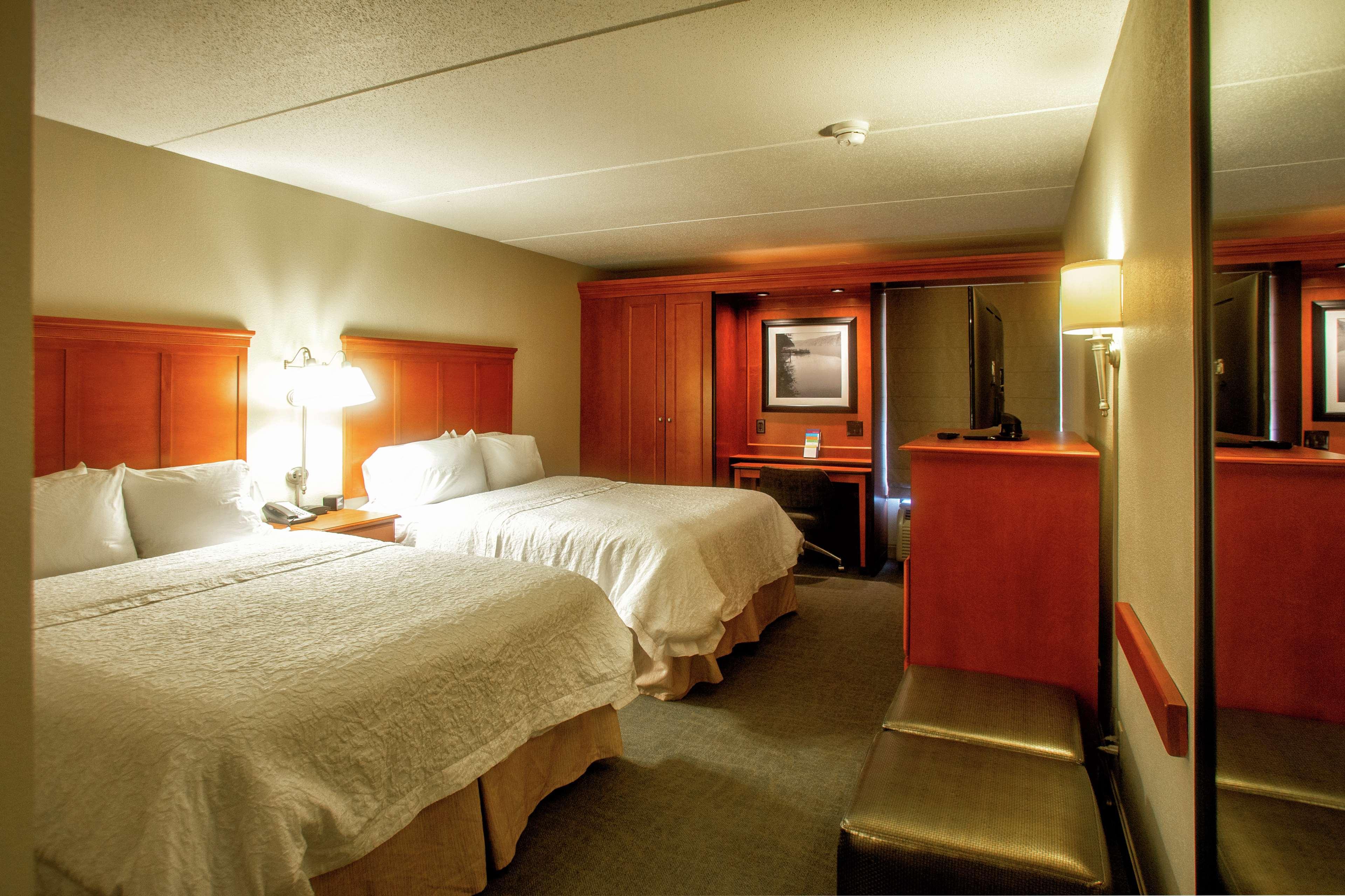 Hampton Inn Wheeling Zewnętrze zdjęcie