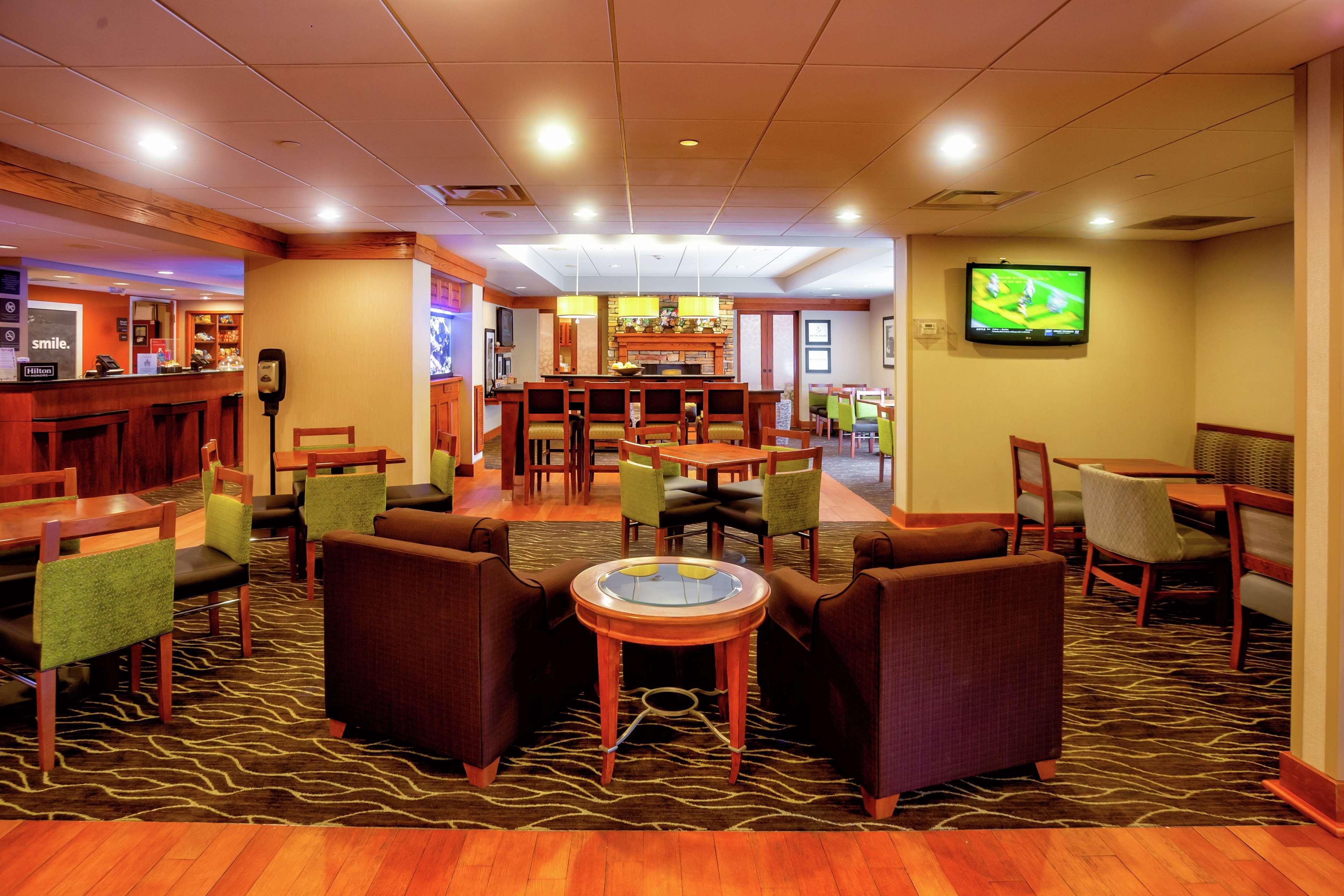 Hampton Inn Wheeling Zewnętrze zdjęcie